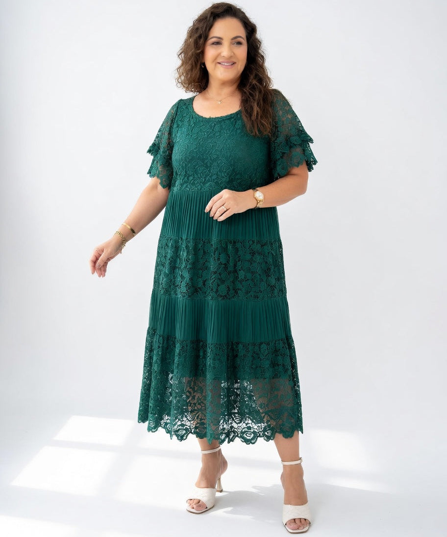 Clarisse™ — Robe midi élégante à dentelle délicate