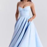 Minerva | Robe Princesse de Luxe à Bretelles Spaghetti